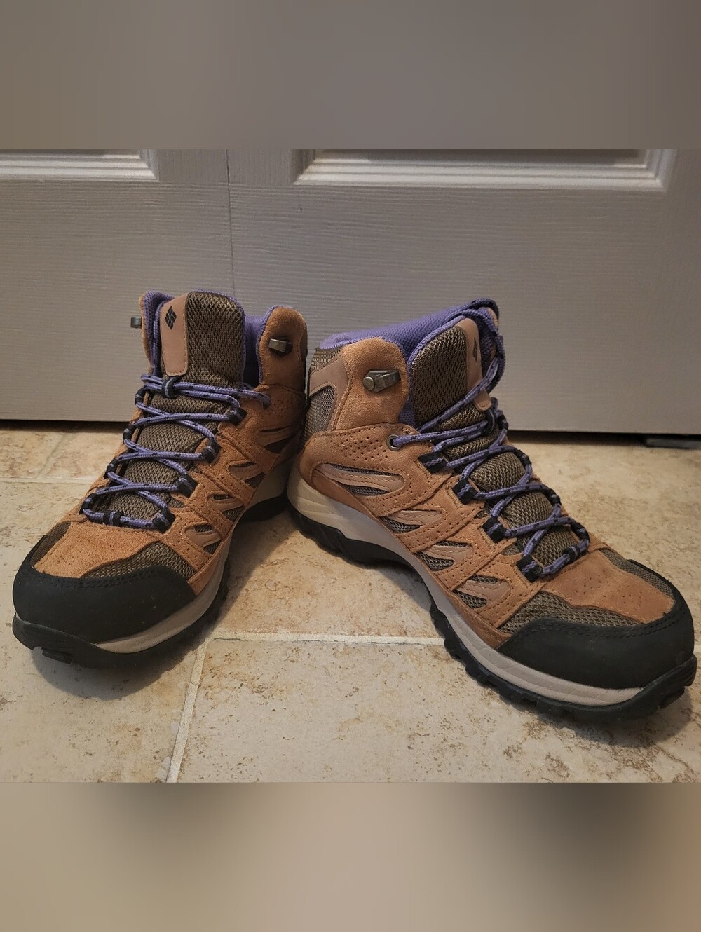 Columbia Tan Suede Lace-Up Hiking Boots with Purple Trim